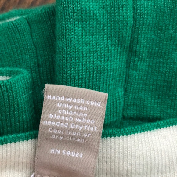Banana republic green sweater, size M - Picture 5 of 5